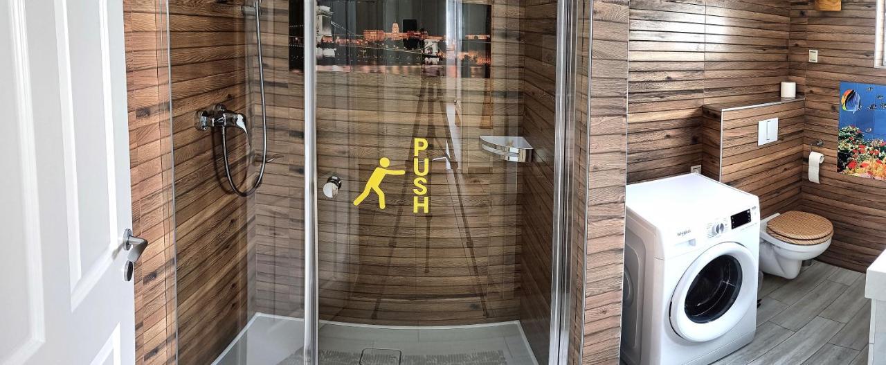 شقة Zimmerferi Apartman كيستاي المظهر الخارجي الصورة