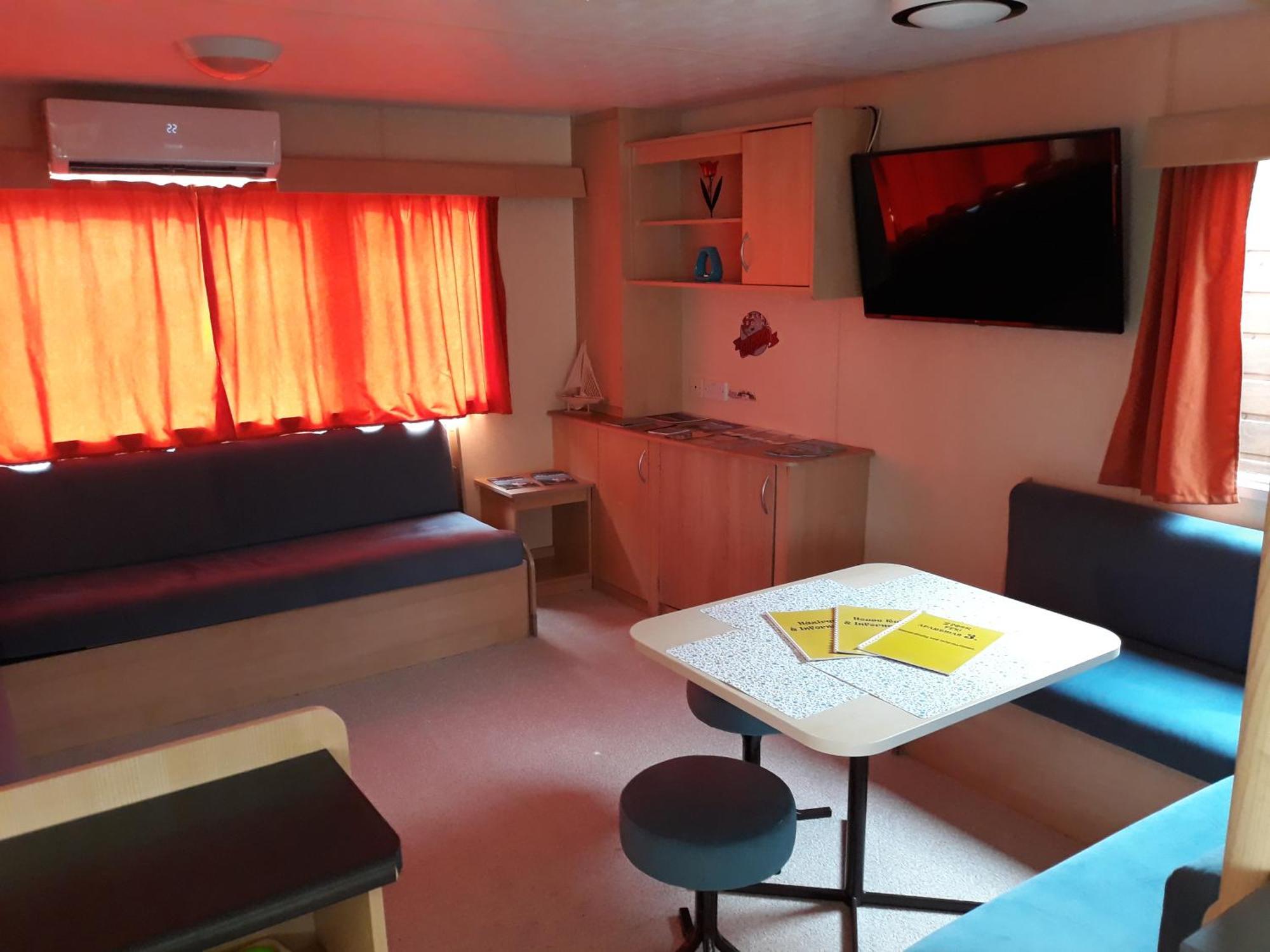 شقة Zimmerferi Apartman كيستاي المظهر الخارجي الصورة
